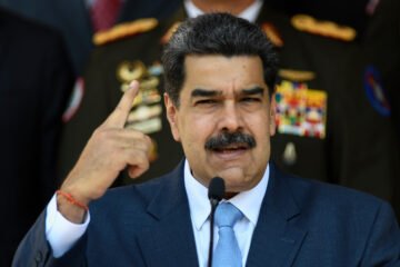 Washington permite que Maduro pague a sus abogados con fondos públicos venezolanos