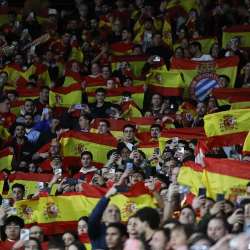 Los cánticos racistas en Cornellá comprometen la final del Mundial 2030 en España en plena lucha por Marruecos