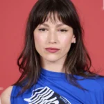 La foto de Úrsula Corberó dando el pecho a su bebé en un coche: «Tanto amor no me cabe»