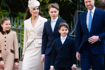Los príncipes de Gales reaparecen, en pleno escándalo, junto a sus hijos en la tradicional misa del Domingo de Pascua