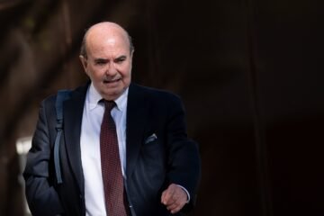 El exsenador Zarrías explica que contrató a Leire Díez para descubrir si Villarejo estaba tras el ‘caso de los ERE’