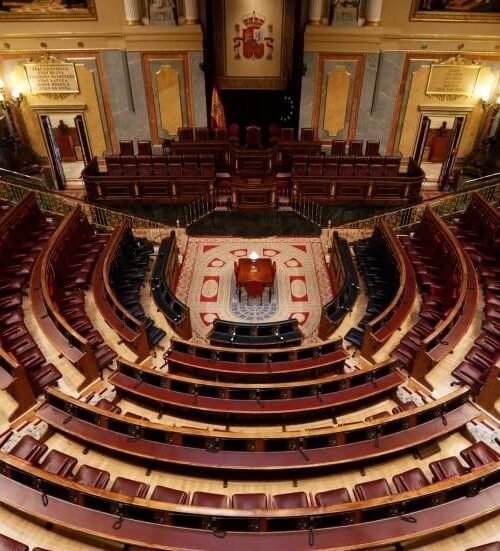 El Congreso y el Senado alertan por quinto año de la vulneración de la norma para poner límites a los ‘lobbies’