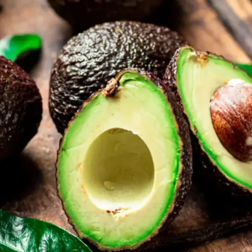 El aguacate como aliado de los runners: la nutricionista Clara Álvarez cuenta por qué deben comerlo