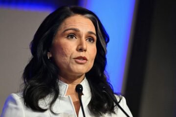 Dimite Tulsi Gabbard, directora de Inteligencia Nacional de EEUU