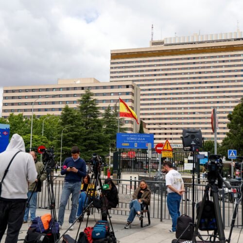 Los tests a bordo, el “positivo débil” y los tiempos de los resultados de las PCR levantan suspicacias: “El análisis no es automático”