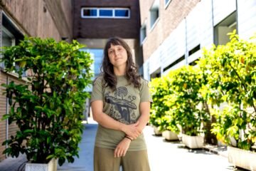 Belén Díaz, activista climática juzgada por arrojar pintura en el Congreso: “Hace falta cruzar algunas líneas rojas”