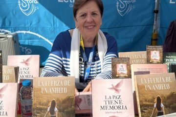 Julia Crespo reivindica la memoria y la reconciliación emocional en su universo literario