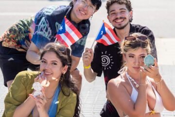 “Esto sí me pone nerviosa y no la Selectividad, espero a Benito desde los 9 años”: Montjuïc vibra en las colas del concierto de Bad Bunny