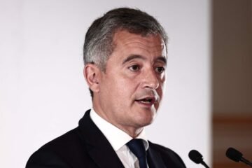 El ministro de Justicia ordena la revisión de 70.000 denuncias de menores en Francia