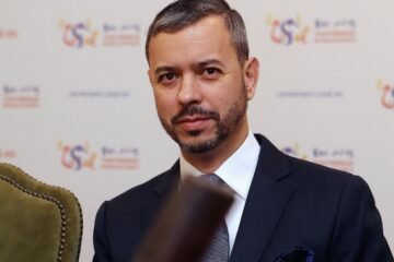 Raúl Rabadán renuncia a dirigir el CNIO antes de tomar posesión de su cargo