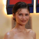 Zendaya sorprende a sus fans con una visita a Las Rozas Village durante su gira promocional en Madrid