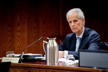 Un juez admite una querella del PP y Vox por el rescate de Air Europa y cita como investigado al vicepresidente de la SEPI