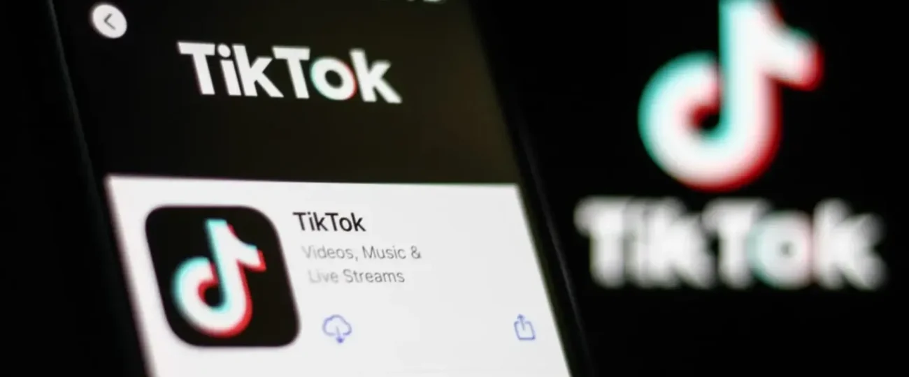 TikTok se llena de IA: casi el 60% de los vídeos que ves no están creados por humanos