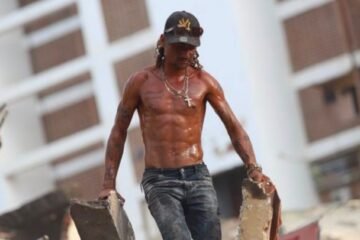 Liberan al ‘Topo de la Guaira’ tras dos días detenido por agentes chavistas en la zona cero del terremoto en Venezuela