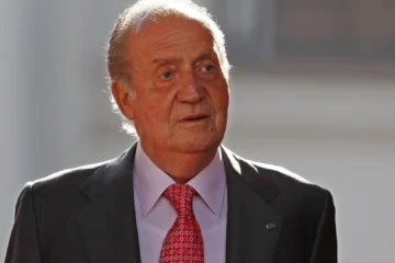 Juan Carlos I regresa a Mallorca ocho años después para celebrar el cumpleaños de un amigo: «No ha coincidido con su hijo»