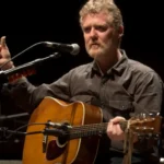 Irlanda despide a Glen Hansard con un emotivo funeral en la Catedral de San Patricio