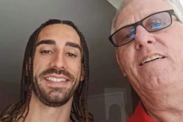 El bonito gesto de Marc Cucurella con un cartero tras ganar el Mundial