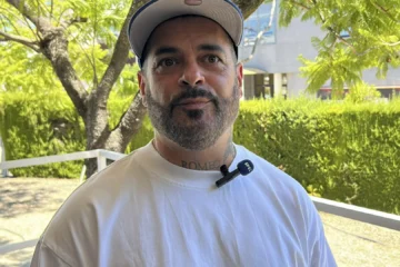 Junior Míguez vuelve a los escenarios tras superar el cáncer: «He pasado una montaña rusa»
