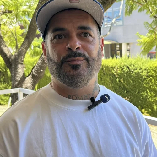 Junior Míguez vuelve a los escenarios tras superar el cáncer: «He pasado una montaña rusa»
