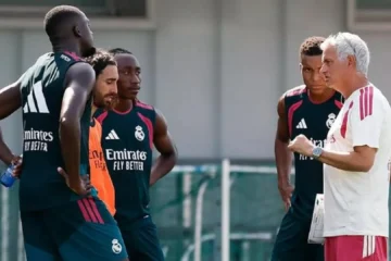 Sigue la pretemporada del Real Madrid: primer día de Cucurella, Mbappé adelanta su regreso y ya hay dorsales… ¿con pistas?
