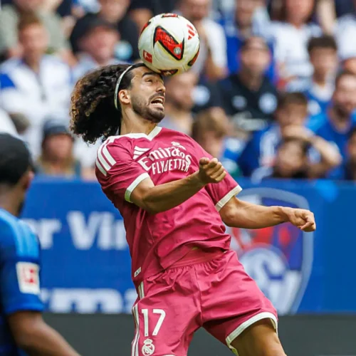 El Real Madrid golea al Schalke en el primer amistoso serio de Mourinho: debutaron Cucurella y Diomandé