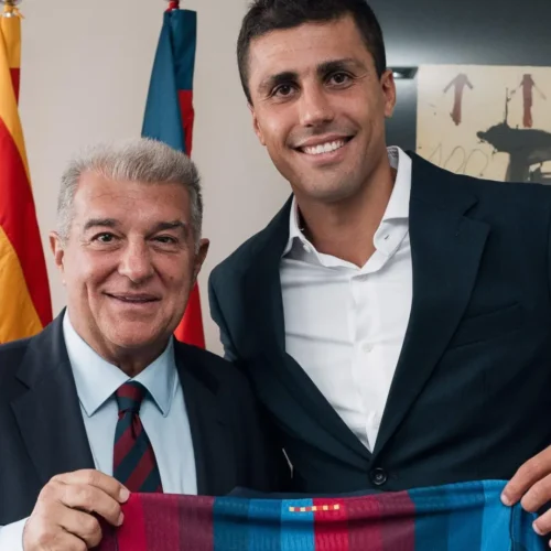 Rodri, nuevo jugador del FC Barcelona: el Balón de Oro del Mundial llega para «ganar en Europa y en España»