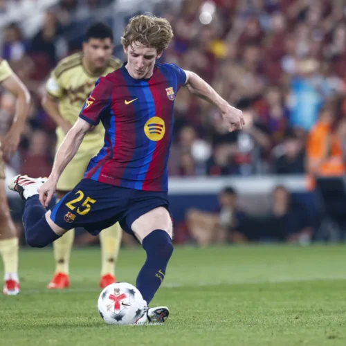 Gordon y Adeyemi debutan con el FC Barcelona en el Joan Gamper ante el Al-Ahly