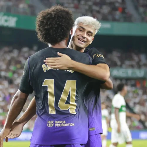 El Barça aplasta al Elche con una ‘manita’ perfecta para estrenar a sus nuevos fichajes