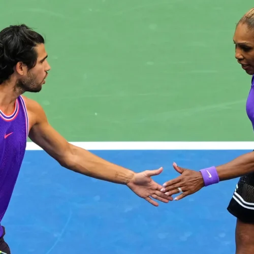 Carlos Alcaraz vuelve al tenis por todo lo alto: victoria en dobles mixtos del US Open junto a Serena Williams