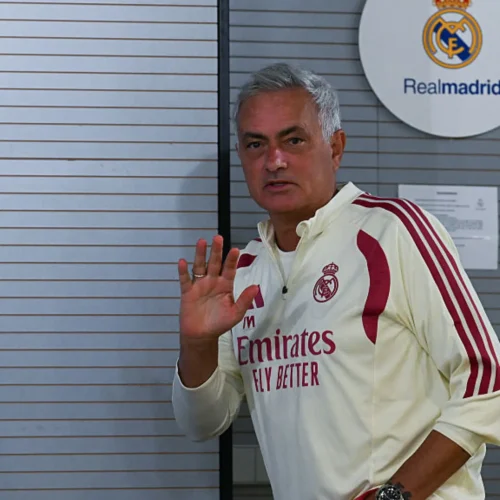 Mourinho: «No me gusta el Balón de Oro cuando entra en juego la política… los mejores futbolistas están en el Real Madrid»