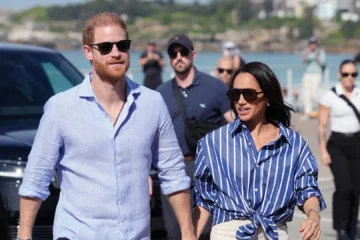 Claves del regreso del príncipe Harry y Meghan Markle a Reino Unido tras seis años fuera de la familia real británica