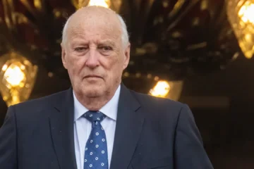 Harald V de Noruega, el príncipe tímido que supo afirmar su personalidad