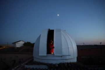 Llega el día de las dos noches: millones de españoles buscan su lugar para ver el eclipse