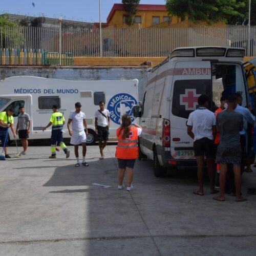 Ceuta recibirá 45.000 dosis de vacunas para prevenir enfermedades infecciosas tras la llegada de miles de inmigrantes