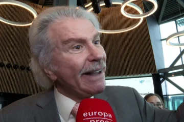 Edmundo Arrocet afronta con humor la incertidumbre sobre su salud: «Estoy palgado, con 78 algo hay que tener»