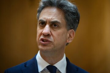 Catorce países, encabezados por Londres, anuncian un embargo comercial contra las colonias judías en Cisjordania