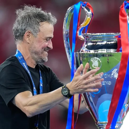 Luis Enrique renueva con el PSG hasta 2030