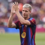 Mensaje de Dani Olmo para Ceuta durante su homenaje en Terrassa: «Un fuerte abrazo, mucho apoyo y todos mis respetos»