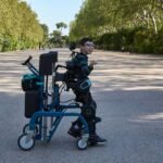 Explorer, el exoesqueleto que permitirá a muchos niños dejar la silla de ruedas en el trastero, ya se puede llevar a casa