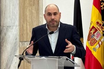 La fiscal jefa de Ceuta pide esclarecer si hubo “omisión de medidas” del delegado del Gobierno ceutí ante la entrada masiva de migrantes