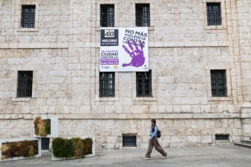 El Ayuntamiento de Valladolid recula tras cambiar “violencia de género” por “doméstica” en ayudas a vivienda