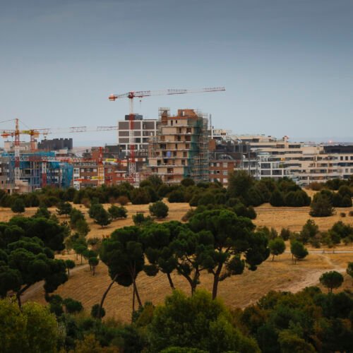 Sin medidas contra el gran atasco de la vivienda: 7 millones de casas proyectadas siguen bloqueadas en el laberinto urbanístico