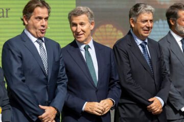 Grandes empresarios no dan por acabado a Sánchez y temen más crispación: «Si gobierna Feijóo, van a quemar las calles»