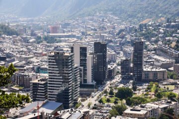 Consumo multa con 750.000 euros la rifa de un coche de lujo en Andorra vinculada a TheGrefg
