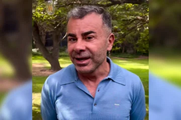 Jorge Javier regresa a redes: «Vuelvo porque estáis huérfanos de divas que os evadan de una televisión apocalíptica»