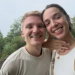 Palito Dominguín anuncia su boda con Harry Jane tras 9 años de relación: así ha sido su romántica pedida de mano en Japón