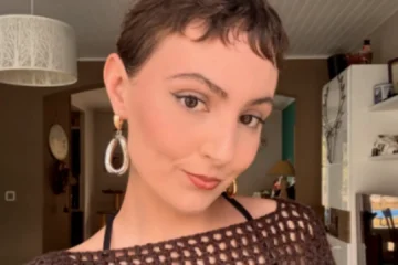 Muere la ‘influencer’ Anouk Deschamps a los 21 años por un cáncer poco común: «Su deseo era ser médica»