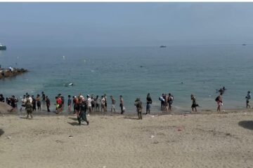 Los buques de guerra marroquíes que irrumpieron en aguas de Ceuta se saltaron las normas de seguridad marítima